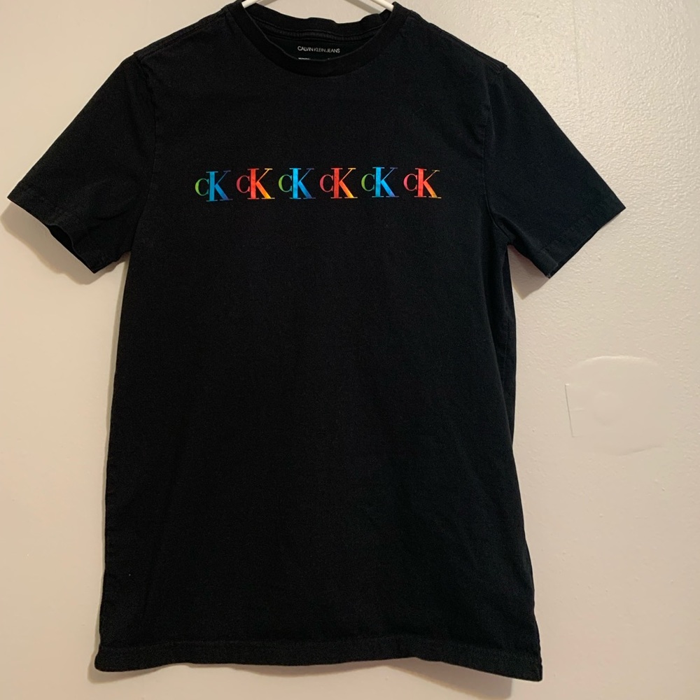 Calvin Klien Rainbow Logo Tee